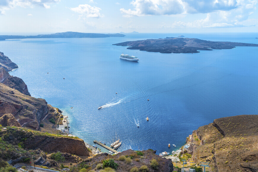 Why to visit Santorini-Caldera-Kamaritoursexcursions
